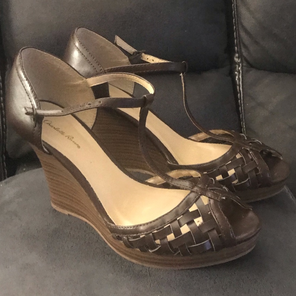 Wedge sandals